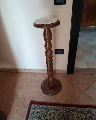 colonna in legno