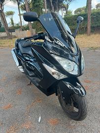 Yamaha t Max 500