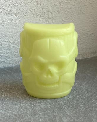 Barile con teschio glow • Pirates Deluxe