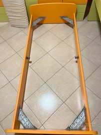 Struttura letto con rete a doghe
