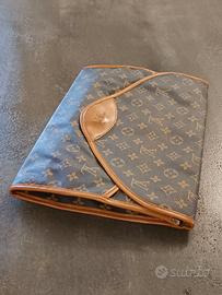 Louis Vuitton, Portadocumenti trousse in pelle