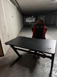 set scrivania e sedia