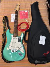 Fender Player Stratocaster + Bag + tracolla + cavo