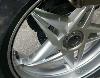 Mv agusta brutale 750 s