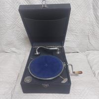 Grammofono a valigetta vintage