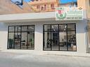 locale-commerciale-di-mq-130-con-2-vetrine
