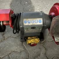 Sega a nastro e mola da banco