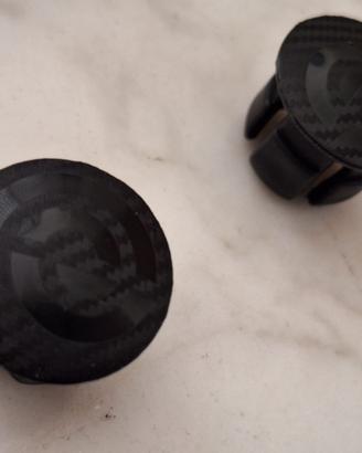 Tappi stile carbonio per manubrio bici