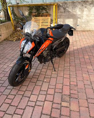 KTM Duke 790 come nuova