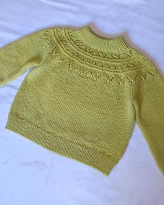 Maglioncino verde bambina ferri 