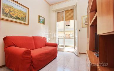 TRILOCALE CON BOX AUTO