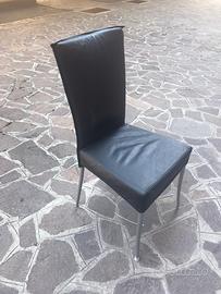 Sedie in simil pelle 50 euro tutte e 4