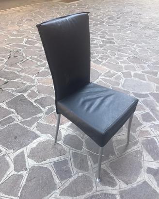 Sedie in simil pelle 50 euro tutte e 4