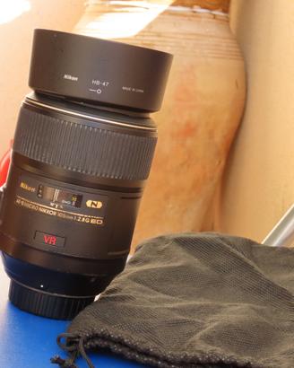Nikon AF-S 105 mm. f:/ 2.8 EWR