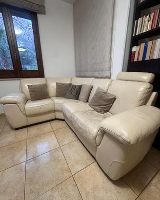 Divano angolare in pelle