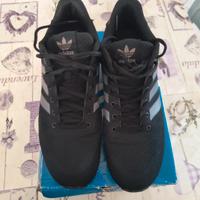scarpe Adidas ZX 750