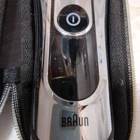 RASOIO ELETTRICO BRAUN