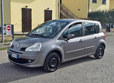 renault modus anno 2010 benzina GPL 