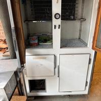 Armadio Frigo Professionale Funzionante – Grande C