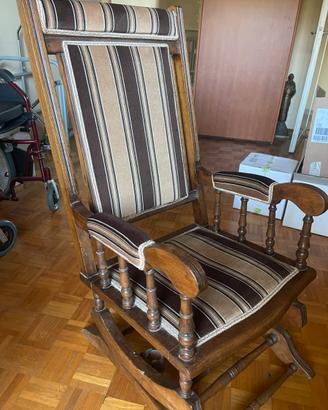 Sedia a dondolo ‘800 mogano inglese