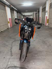 KTM DUKE 125