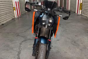 KTM DUKE 125