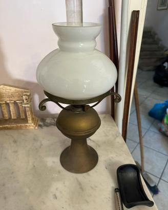 Lampada a petrolio