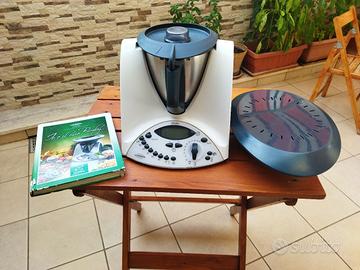 Bimby vorwerk TM 31 completo di accessori 
