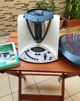 Bimby vorwerk TM 31 completo di accessori 