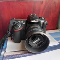 Nikon d300 con obiettivo