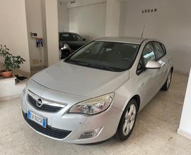 OPEL ASTRA 1.4 100 CV 5 PORTE COSMO