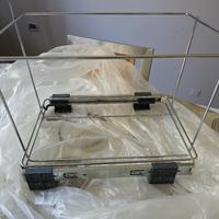 struttura estraibile sottolavello