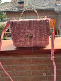 borsa a tracolla in tweed rosa con dettafli dorati