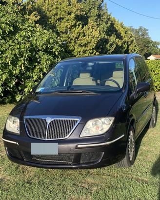 Lancia Phedra 2.2 JTD