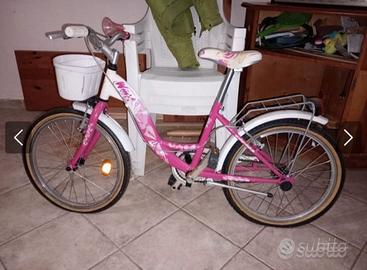BICICLETTA BAMBINA WINX 8/10 ANNI
