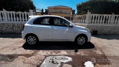 Nissan Micra a Gas