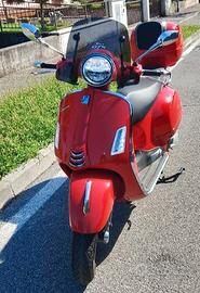 Vespa 300gts super