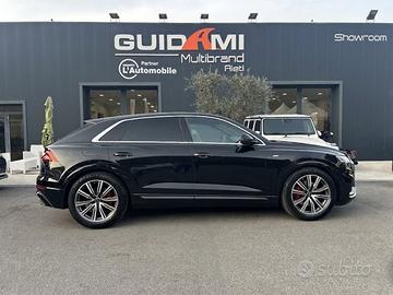 Audi Q8 45 3.0 tdi mhev Sport quattro tiptronic
