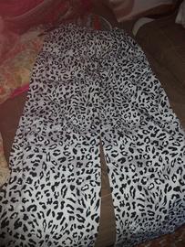 pantaloni 