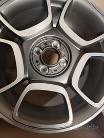 cerchio originale Abarth petali 