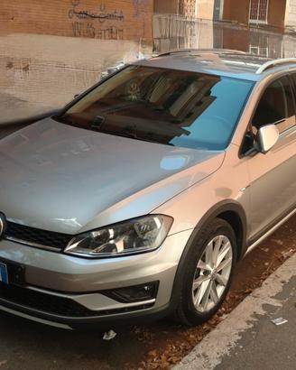 Volkswagen Golf Variant Alltrack