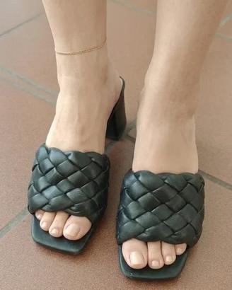 Sandali ciabattine con tacco