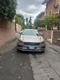 Volvo V90 plug in 2022