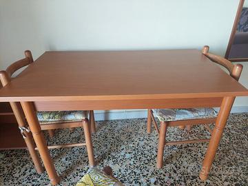 vari oggetti di arredamento 