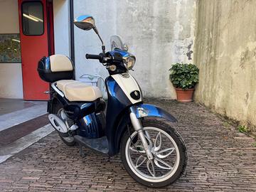 Aprilia Scarabeo 100