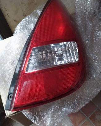 fanalino posteriore Suzuki Liana