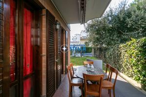 ° La villa *- [trilocale] + /posto spiaggia/