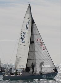 J24 pronto alla regata