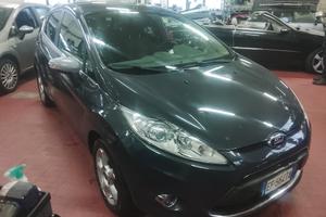Ford Fiesta 1.4 5 porte GPL motore revisionato