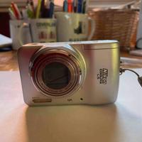 Nikon Coolpix L5 com nuova